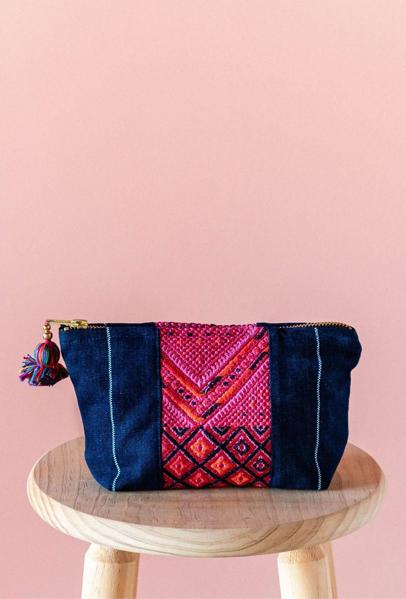 Amethyst Sustainable Toiletry Bag nº4