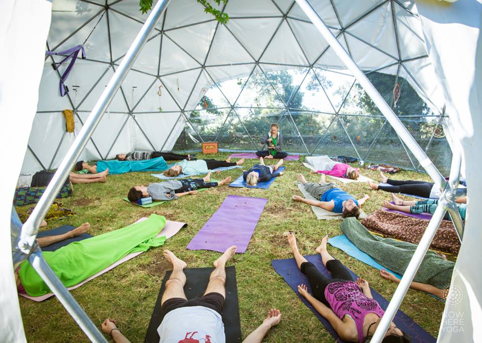 fuente: now here yoga